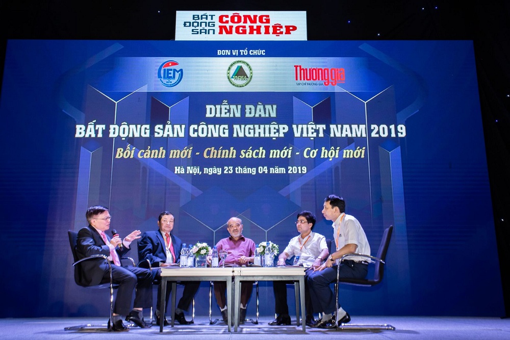 Tại sao không nên chia cắt khu công nghiệp và...
